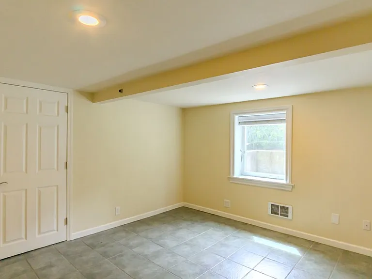 9017 5th Ave NE — Photo 24