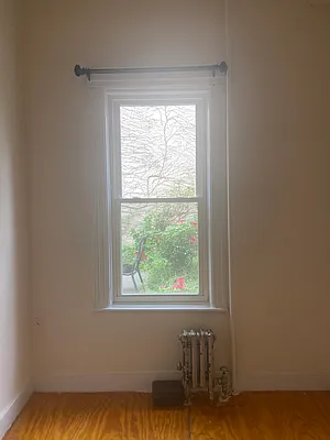 Rented by Argy Realty Inc | media 16