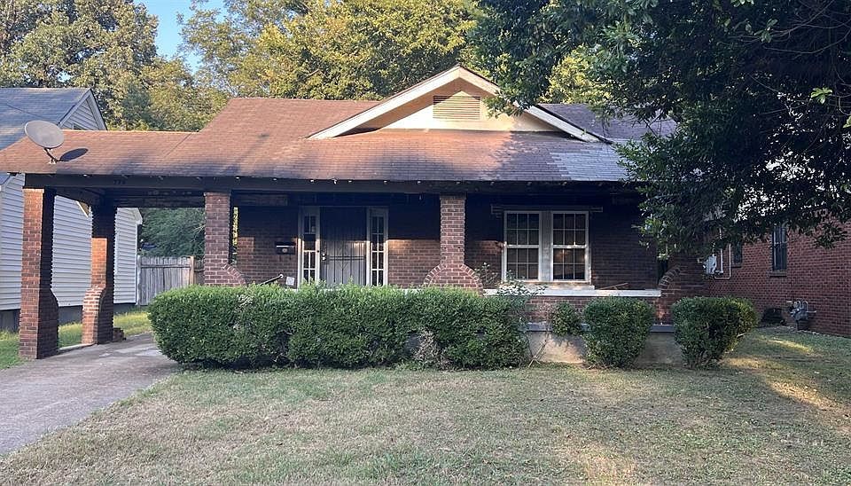 1st image of 776 Newell St