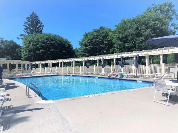 2805 Morgan Drive, Carmel, NY 10512