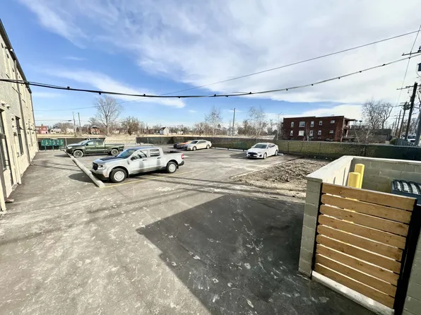 9226 Kercheval, 9226 Kercheval Ave #12, Detroit, MI 48214