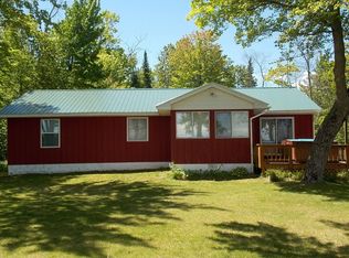 1030 N Black River Rd, Cheboygan, MI 49721