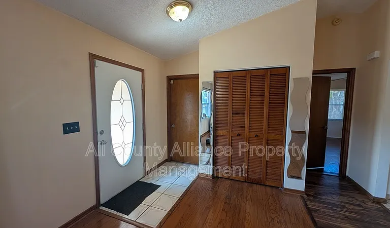 3441 Thunderbird Ave — Photo 6