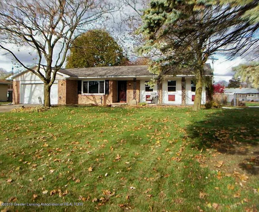 8636 Huckleberry Ln photo 1