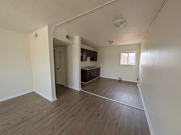 2012 Avenue H #C — Photo 1
