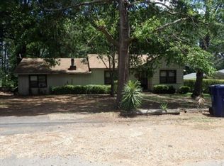 2743 Redbud Ave, Camden, AR 71701
