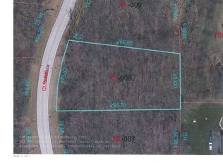 1844 Red Oak Ln, Spring Grove, IL 60081