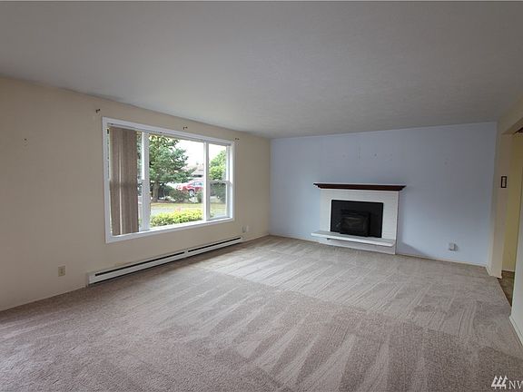 2nd image of 4423 130th Pl NE