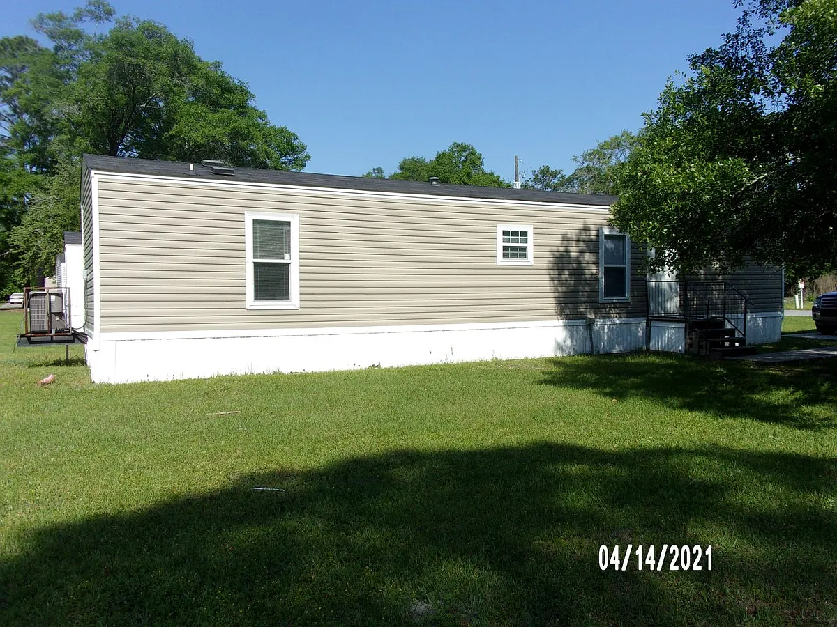 Building Photo - 122 Garlington Cir