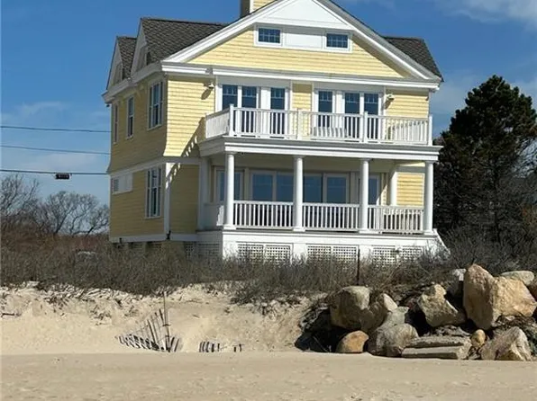 76 Green Hill Ocean Dr, South Kingstown, RI 02879