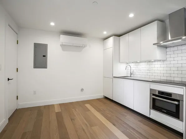 72 Beacon St #A, Boston, MA 02108