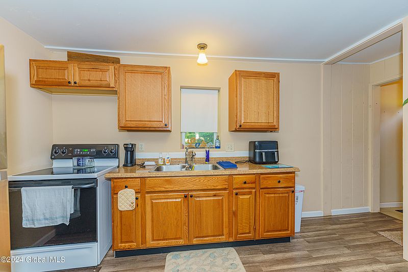 3rd image of 272 Morey Park Road