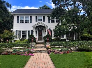 4635 Wood St, Willoughby, OH 44094