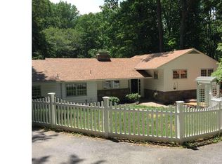 201 Paxon Hollow Rd, Media, PA 19063