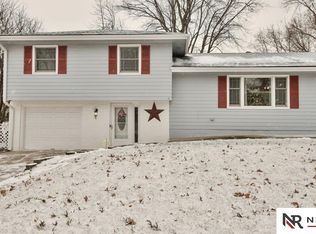 6605 Curtis Ave, Omaha, NE 68104