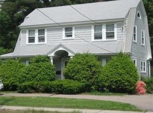 399 Main St, Medfield, MA 02052