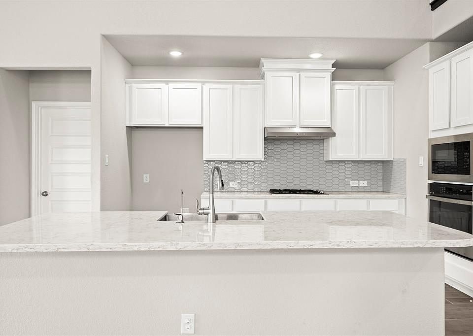 1st image of 3018 Sophie Ct