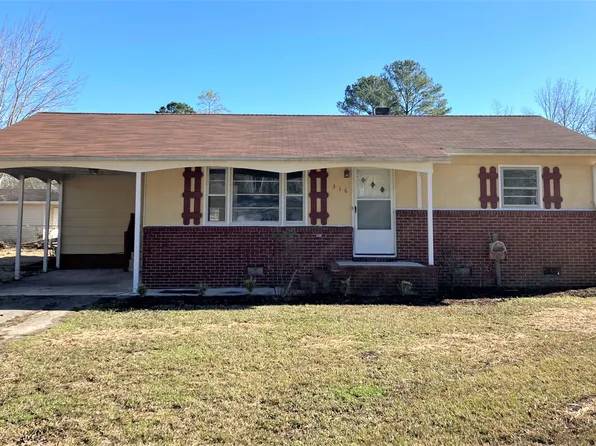 316 Cougar Ln, Jacksonville, NC 28546