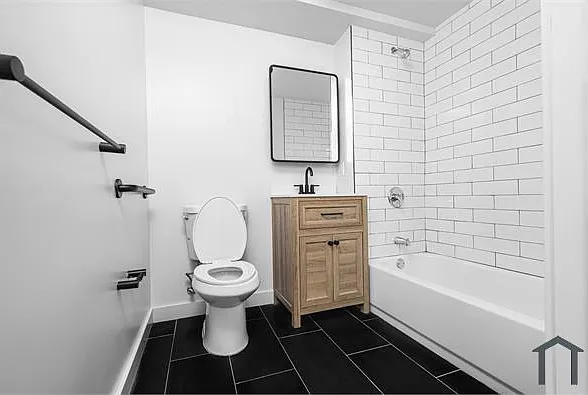 16 Wade Sq #1F — Photo 6