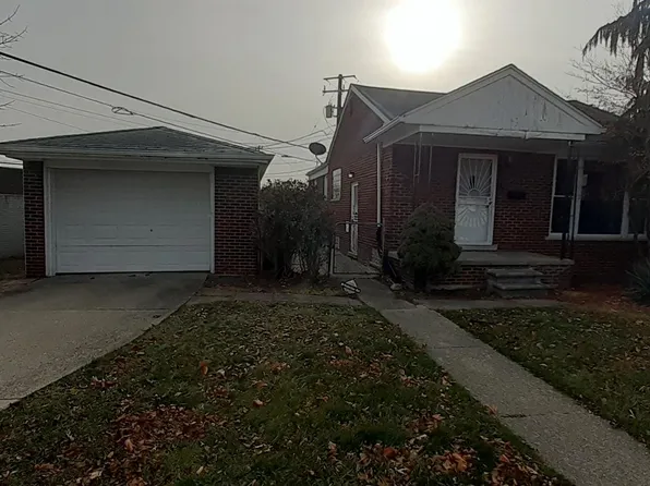 18070 Prosper Ave, Eastpointe, MI 48021