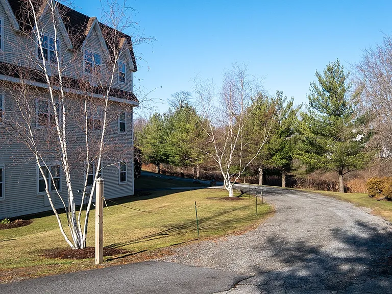 10 Tyler Way #329 — Photo 6