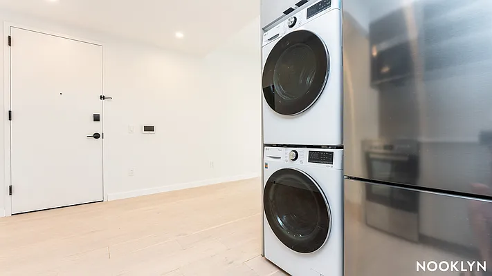 Rented by Nooklyn NYC LLC | media 25