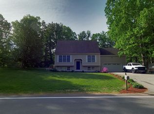 102 Gilson Rd, Nashua, NH 03062