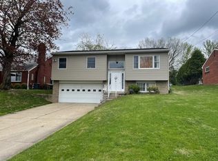 1537 Hollyrood Rd, Pittsburgh, PA 15227