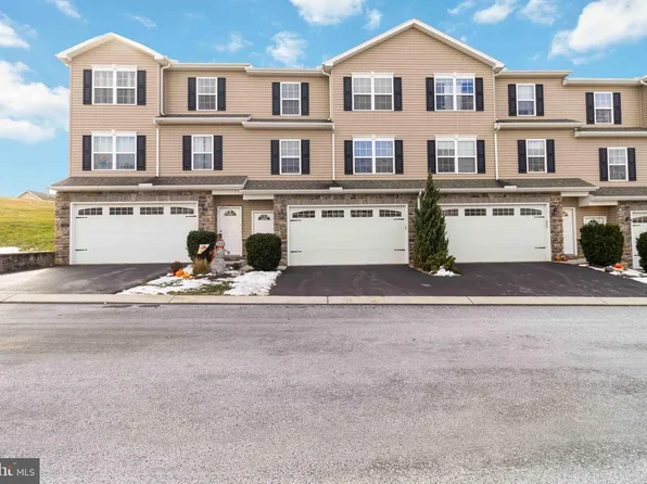 813 Spring Rock Ct, Mechanicsburg, PA 17055