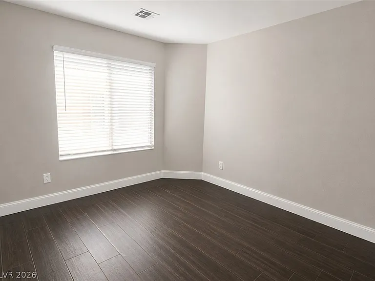 5041 Nardini Ave — Photo 17