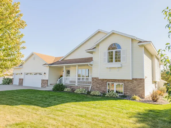 1323 Armstrong Rd NW, Alexandria, MN 56308