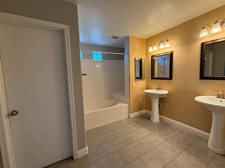 6425 W Desert Hollow Dr — Photo 18