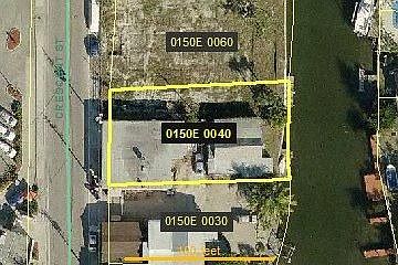 5th image of 118 Crescent St #122