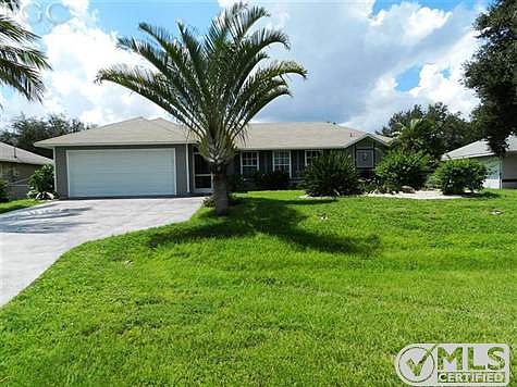 Nice Curb Appeal and Mature Landscaping