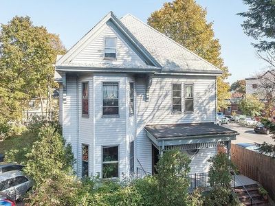 17 Burroughs St #3, Jamaica Plain, MA, 02130
