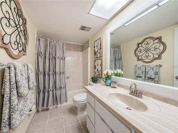 3rd image of 2727 Haverhill Ct APT A