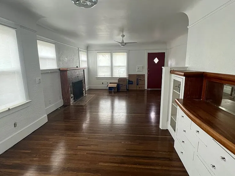 2111 Meade Ave — Photo 7