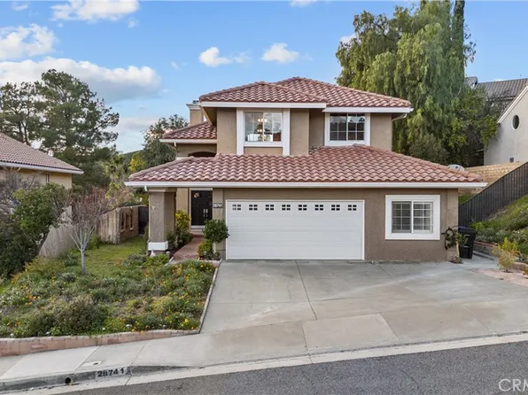 28741 Woodland Pl, Santa Clarita, CA 91390