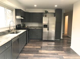 1708 Darlington Rd, Beaver Falls, PA 15010