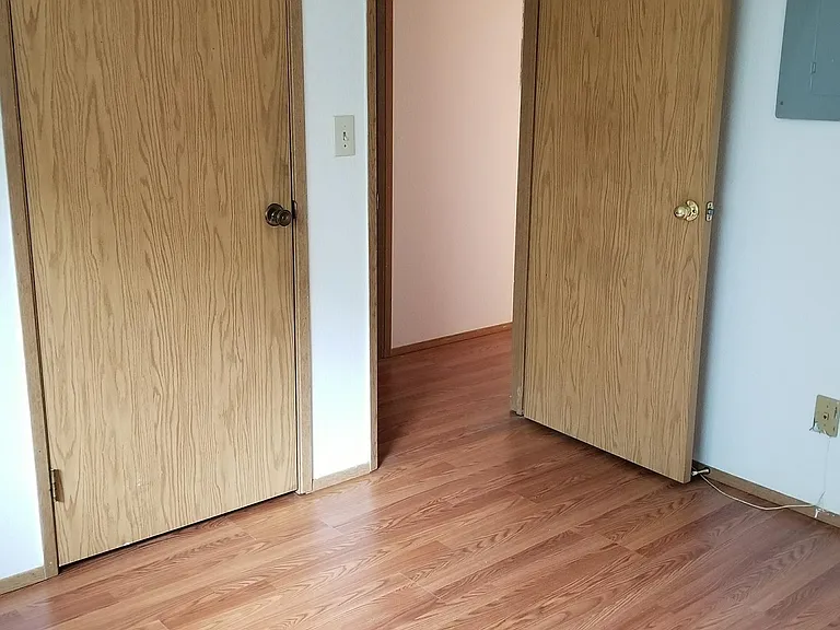 4423 Corliss Ave N #5 — Photo 9