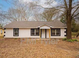 514 N Pearl St, Big Sandy, TX 75755