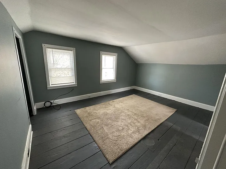 111 Erie St — Photo 20