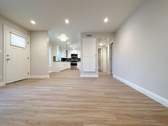 5th image of 305 N Alhambra Ave #1