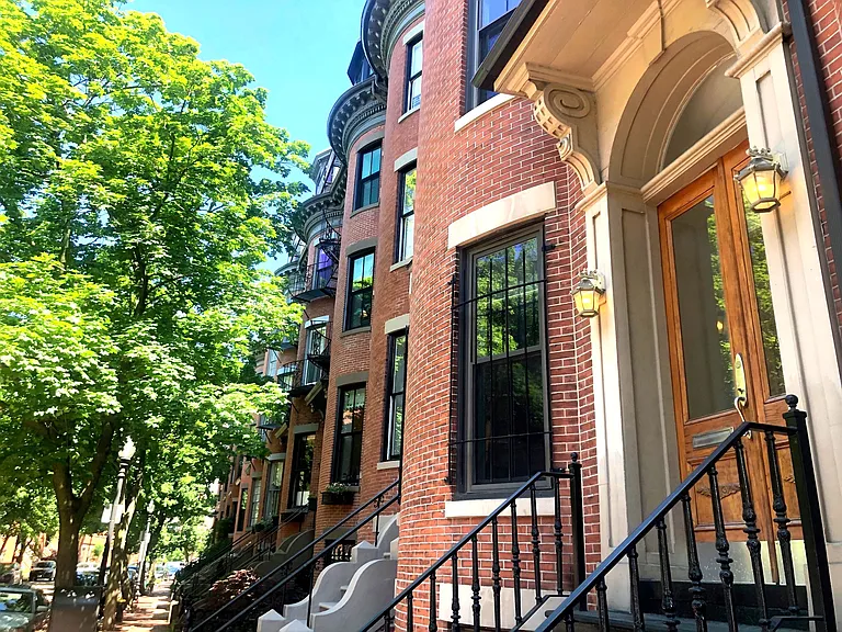 109 Pembroke St #2 — Photo 13
