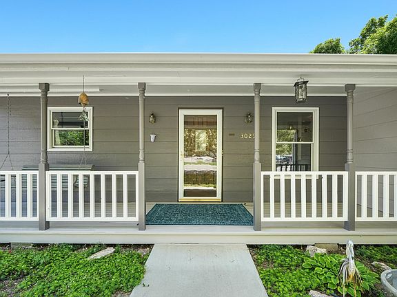 3rd image of 3029 Bookcliff Ave