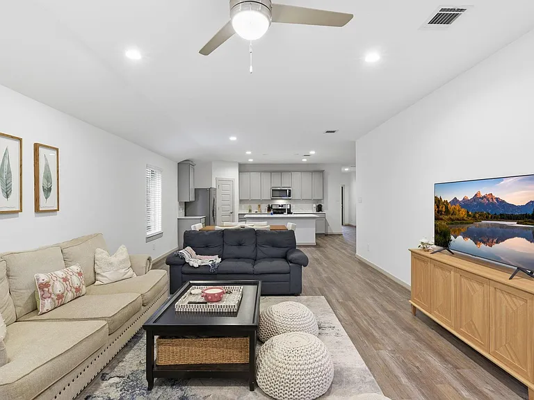19035 Denstone Cliff Way — Photo 16
