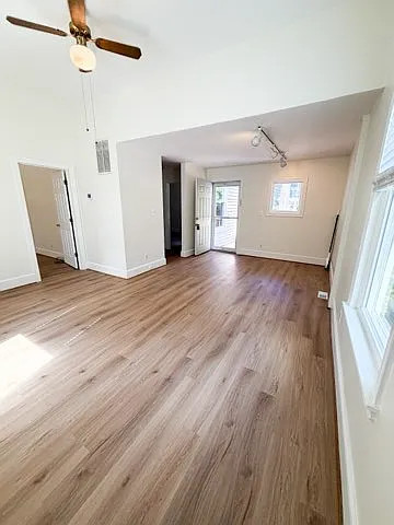 208 N Buchanan Blvd #4