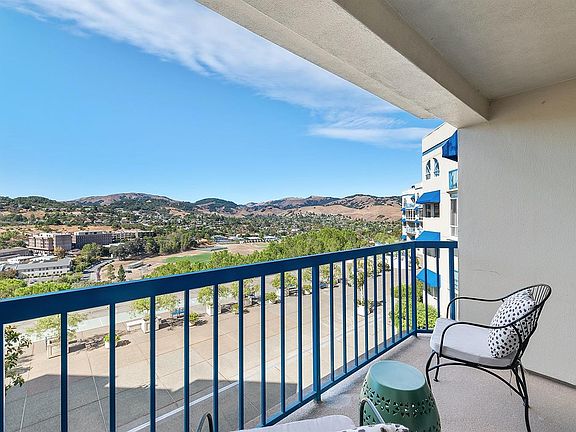 3rd image of 100 Thorndale Drive #314