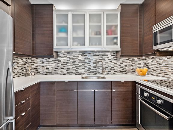 4th image of 340 W Diversey Pkwy APT 515