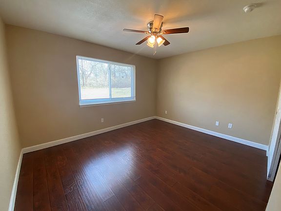 5th image of 1500 Schiller Ave